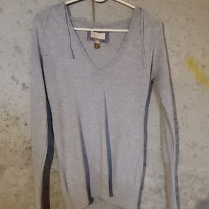 Cneck pullover with hoodie